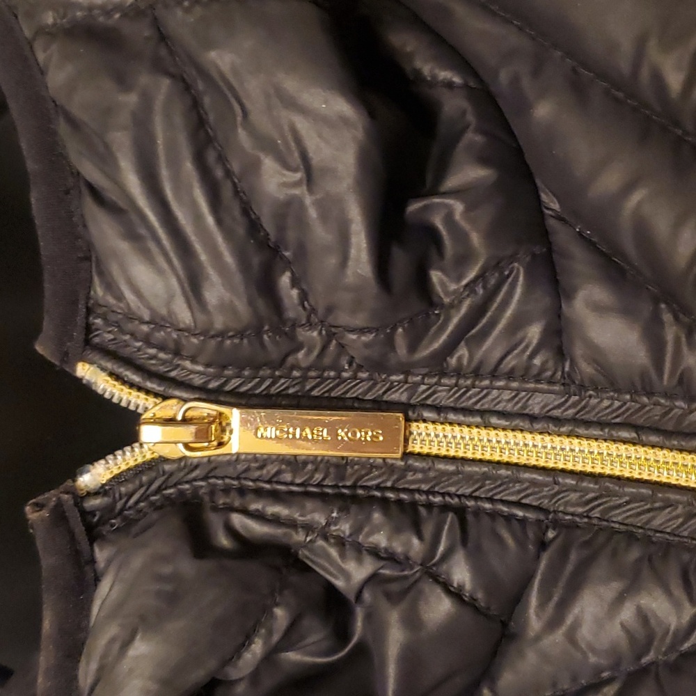 Michael Kors rain coat with hood - Picture 4 of 12